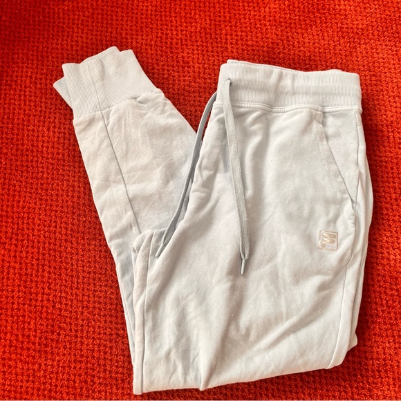 Fila athleisure set, size medium - Picture 4 of 9
